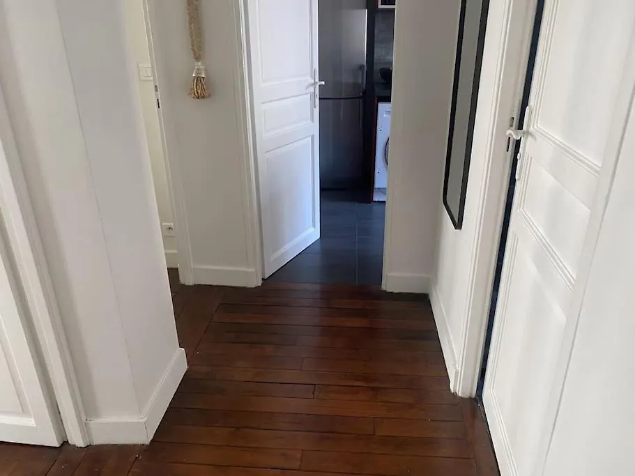 Ferienwohnung Exceptional Location Charme Parisien Frankreich